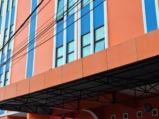 Pundi Rejeki Hotel 4/32