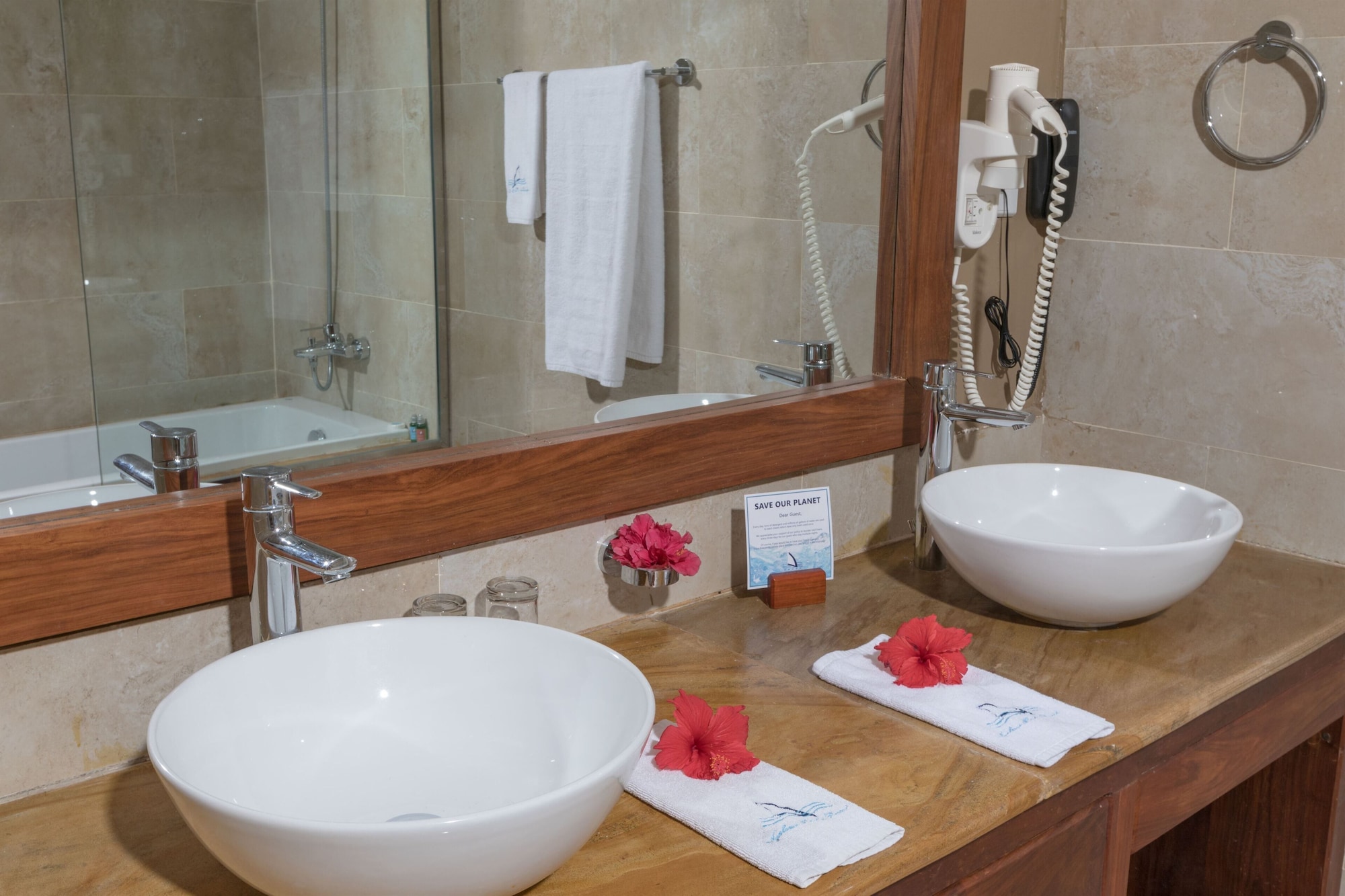 HONEYMOON, SUPERIOR, SUITE