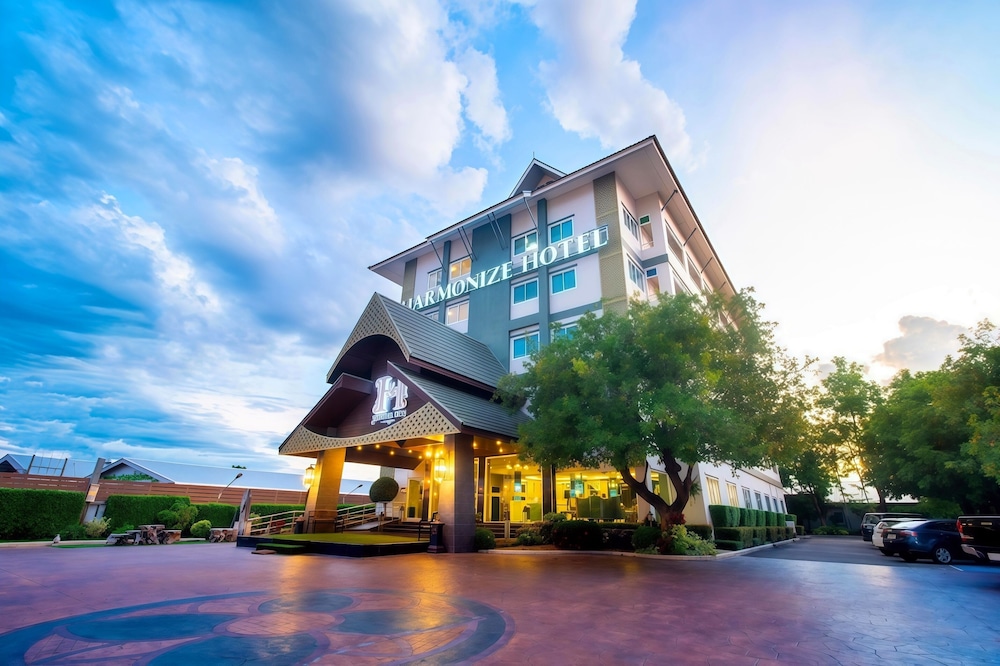 Harmonize Hotel 5/75