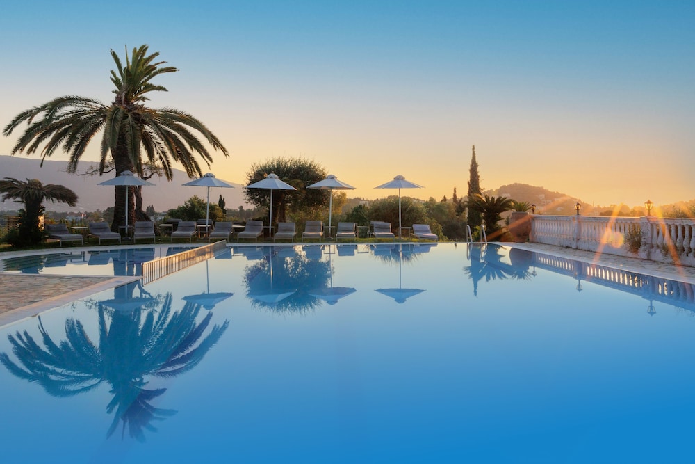 Paradise Hotel Corfu 31/39