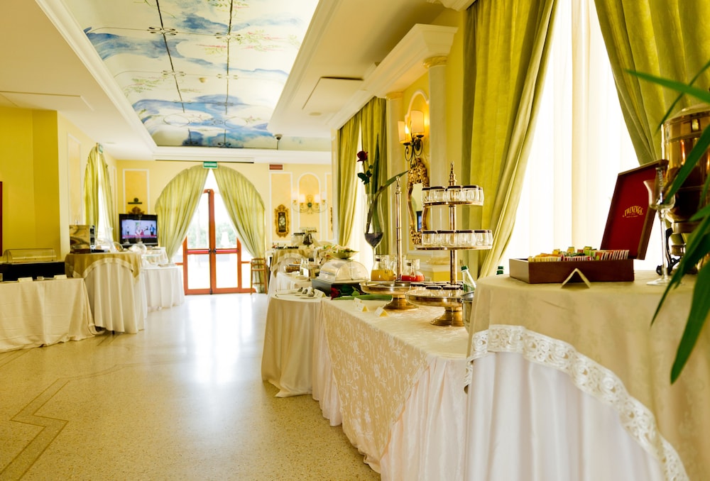 Parco Dei Principi Hotel 68/80