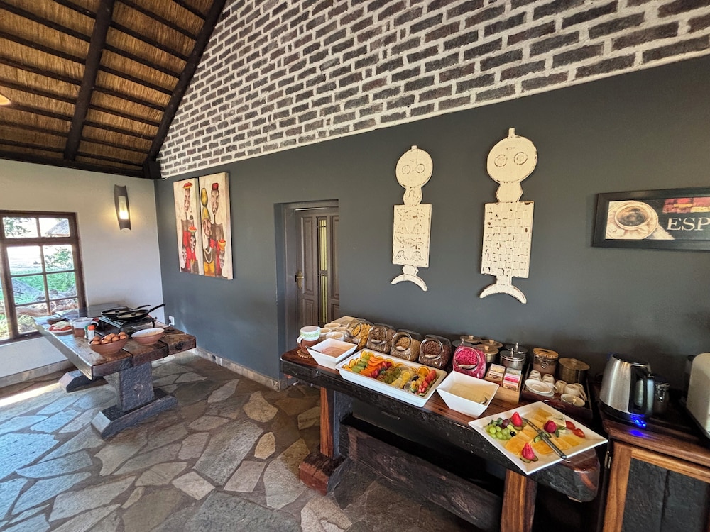 Mohlabetsi Safari Lodge 10/50