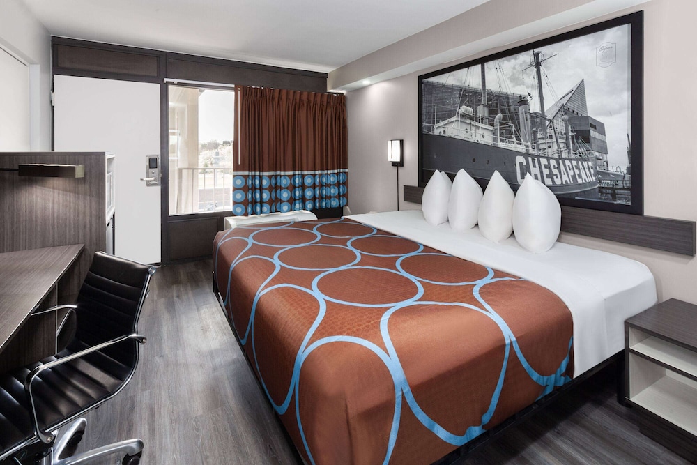 Super 8 by Wyndham Baltimore Northwest 9/40