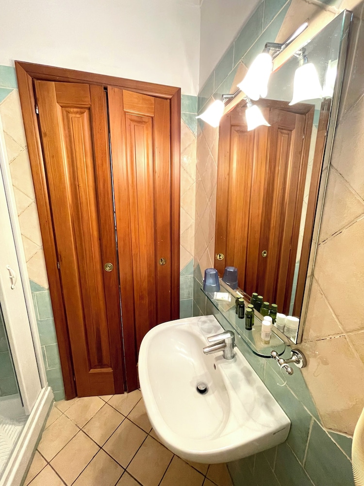 غرفة أساسية بسرير مزدوج، Albergo Pace 6/6