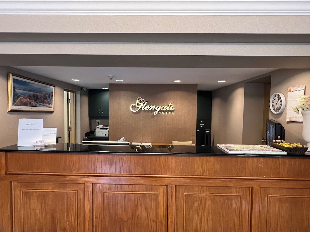 Glengate Hotel 10/63