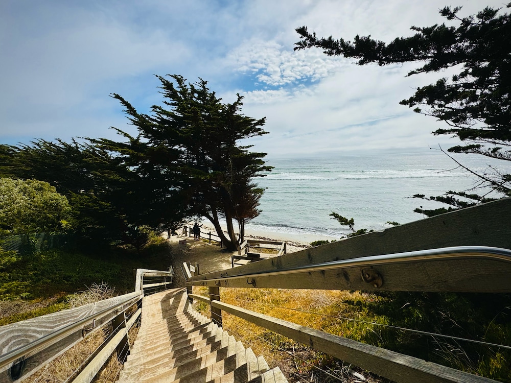 Ocean View Inn 59/62