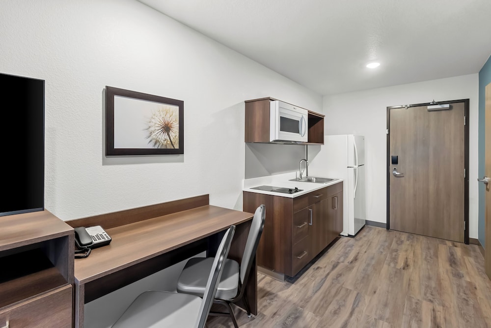 WoodSpring Suites Beaverton - Portland West 26/35