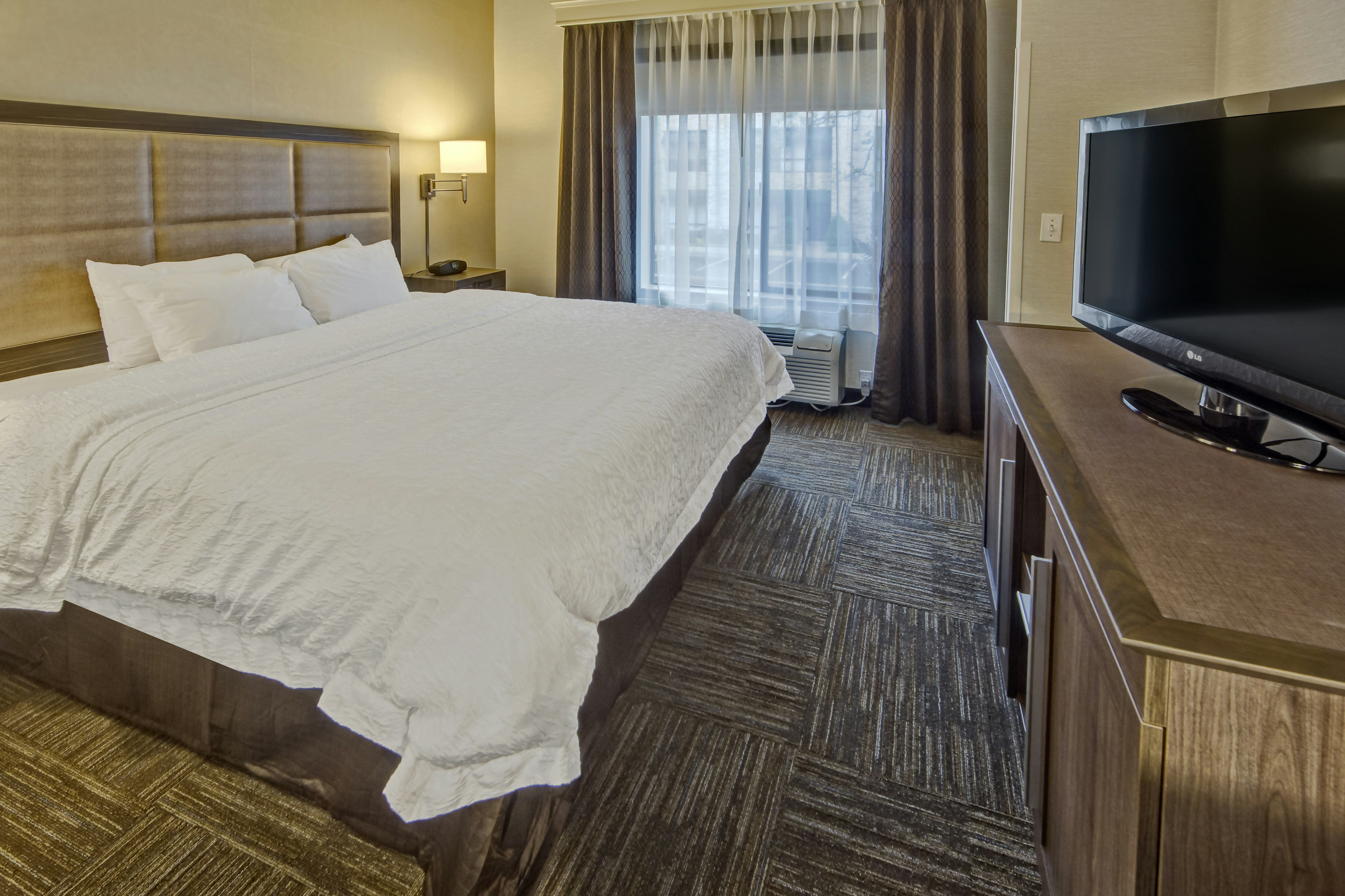 Room, King Bed, Sofa