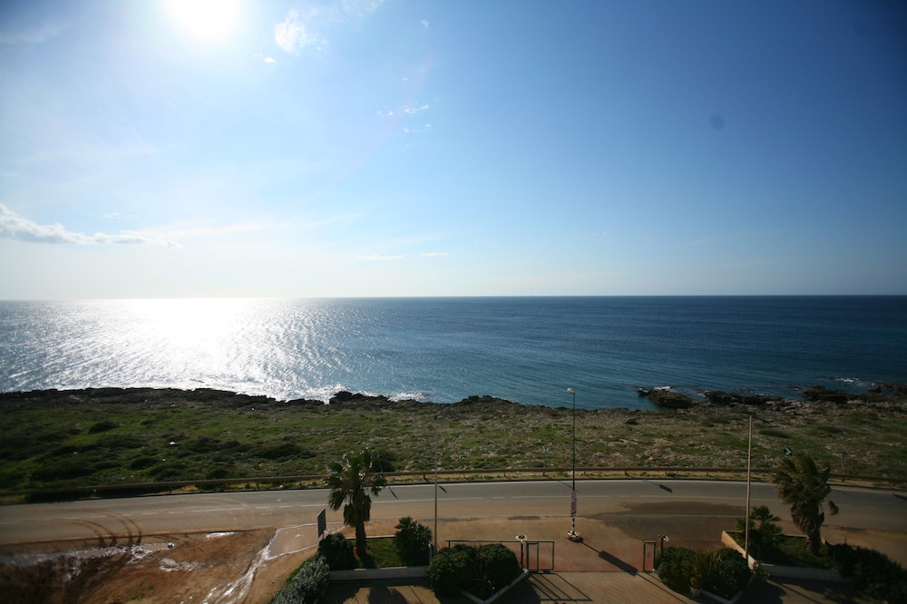 Hotel Jonico 39/50