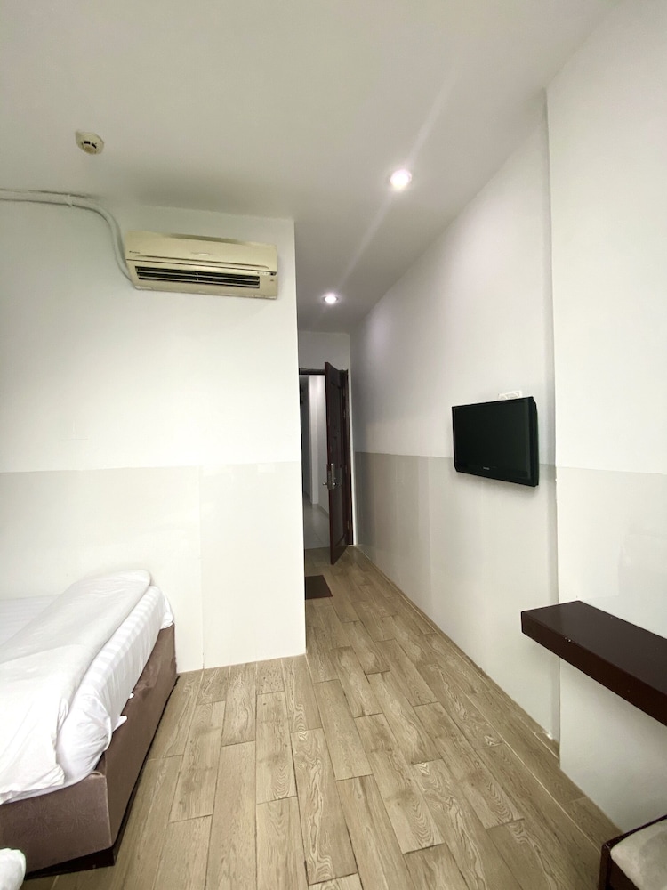 Mi Linh Hotel 40/62