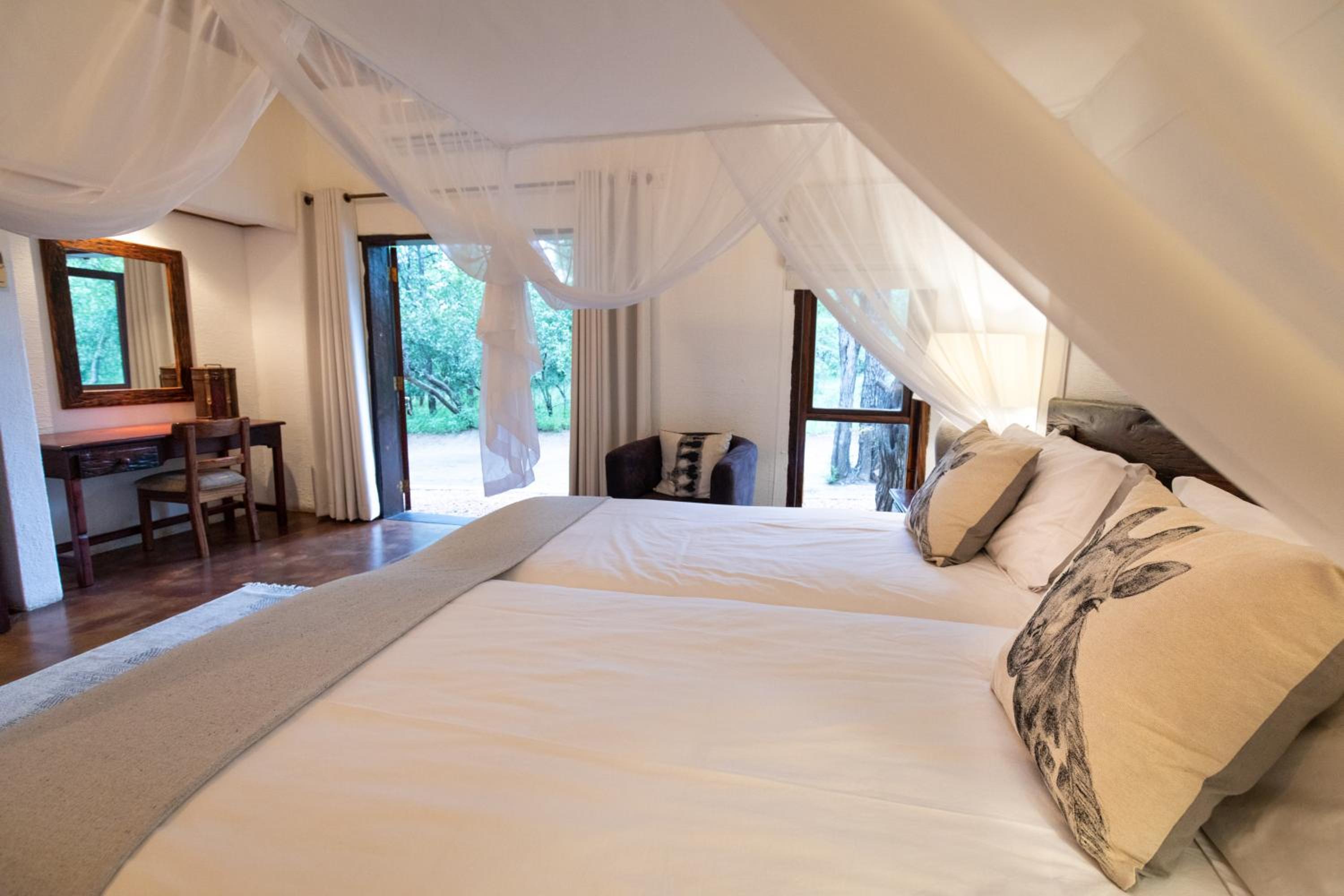 Kingly Bush Villa 6/36