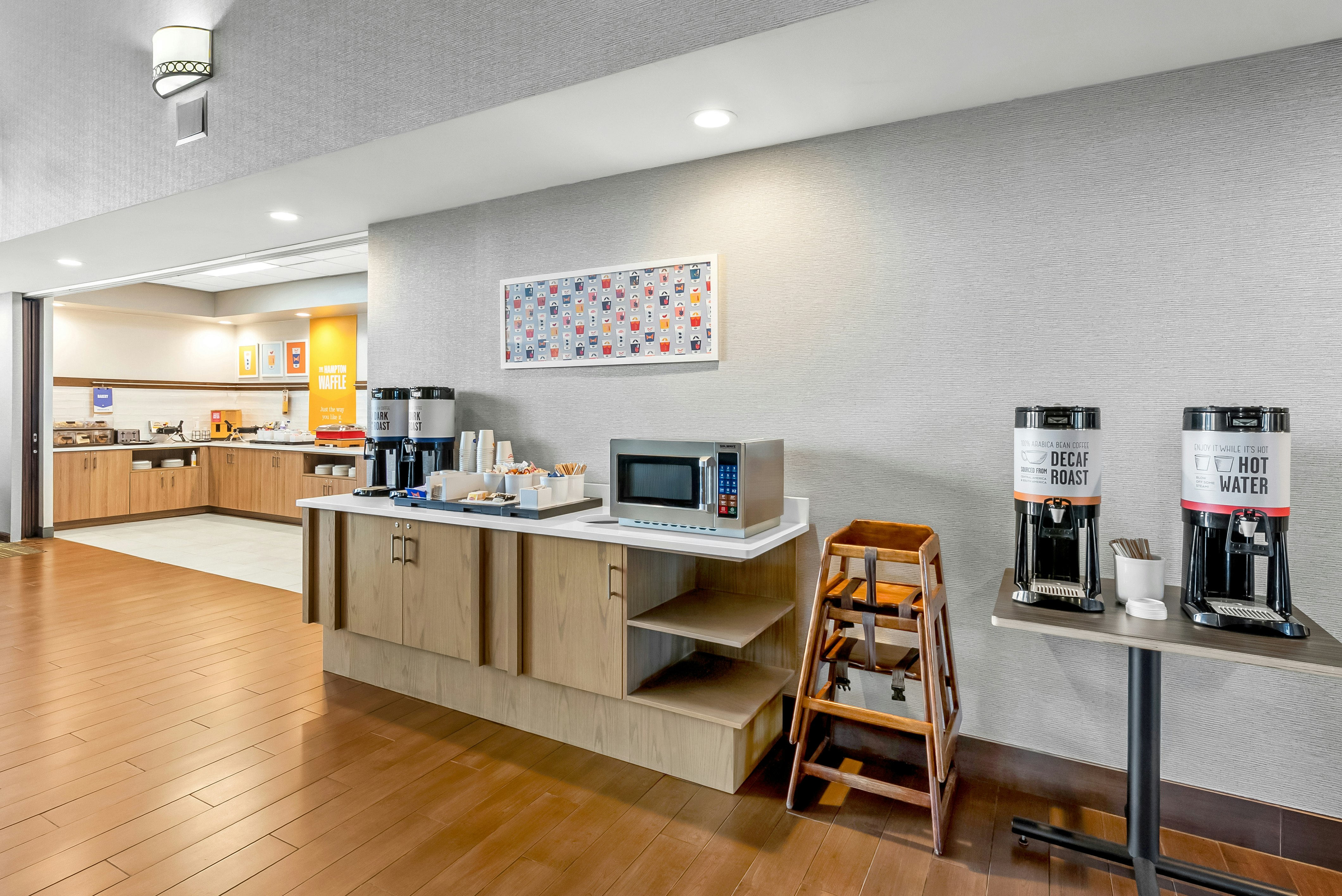 Hampton Inn Suites Scottsburg 68/82