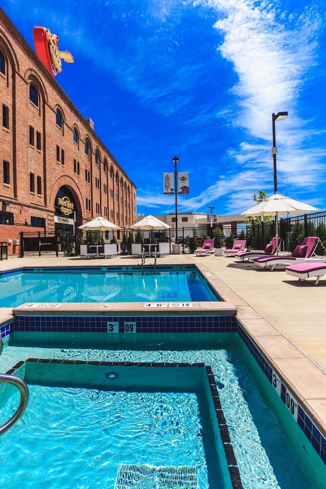 Hard Rock Hotel & Casino Sioux City 58/66