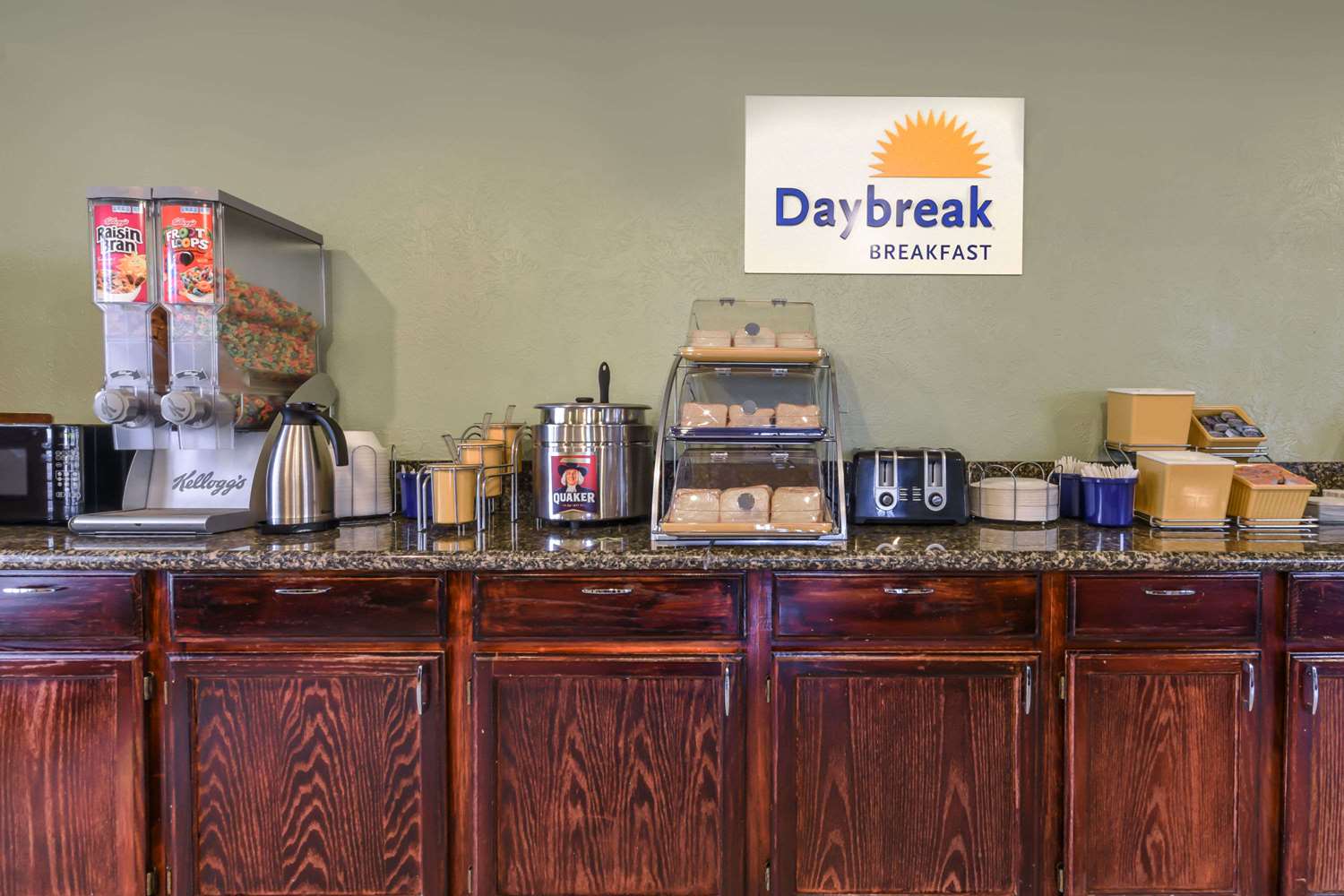 Days Inn By Wyndham Granbury 42/49