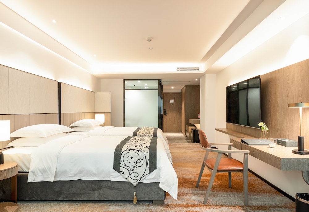 Ztl Hotel 12/49