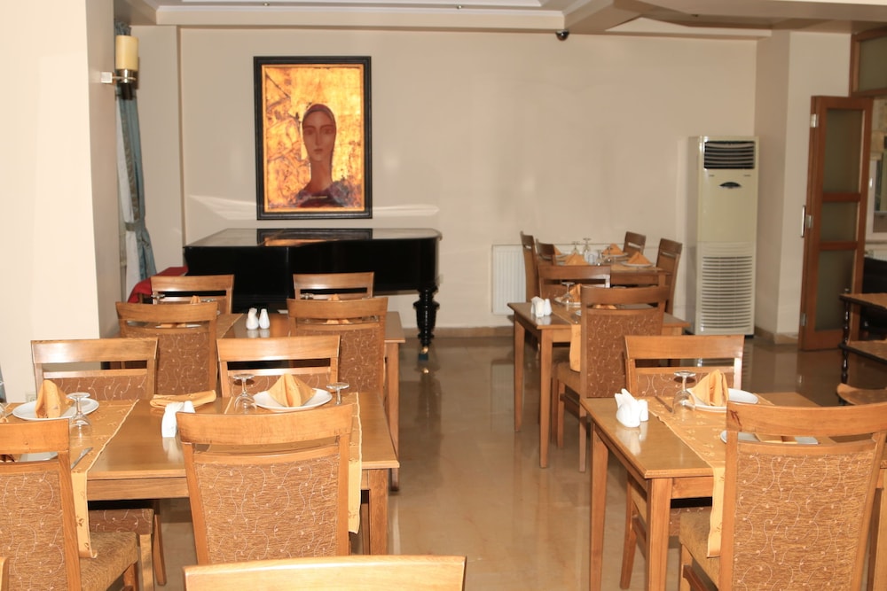 Evkuran Otel 11/16