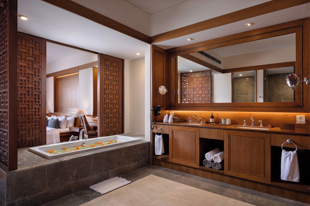 Sadara Resort 69/70