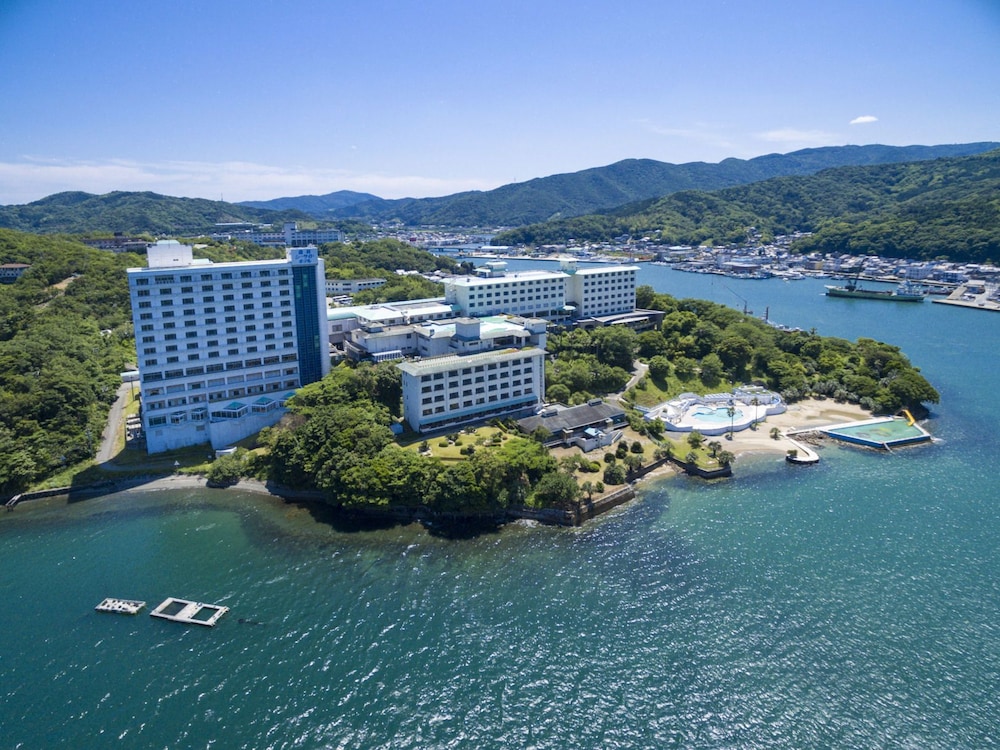 Toba Seaside Hotel 17/54