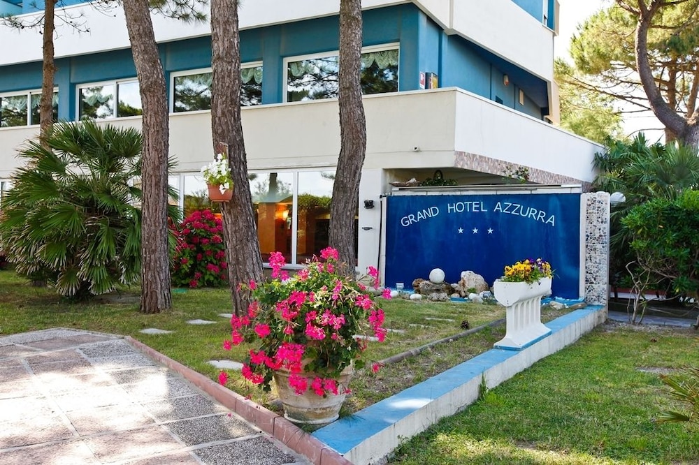Grand Hotel Azzurra Club 2/30
