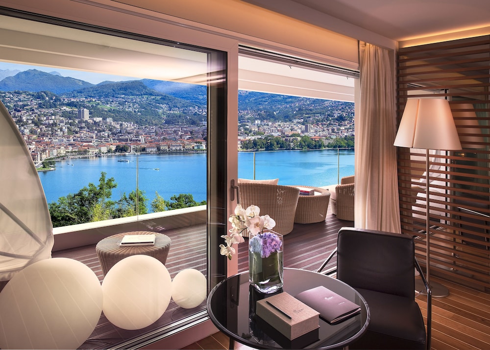 THE VIEW LUGANO 46/83