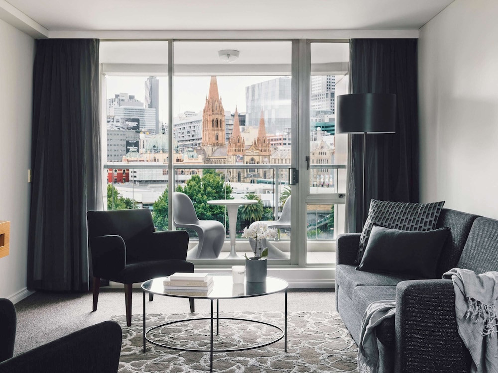 Quay West Suites Melbourne 47/81