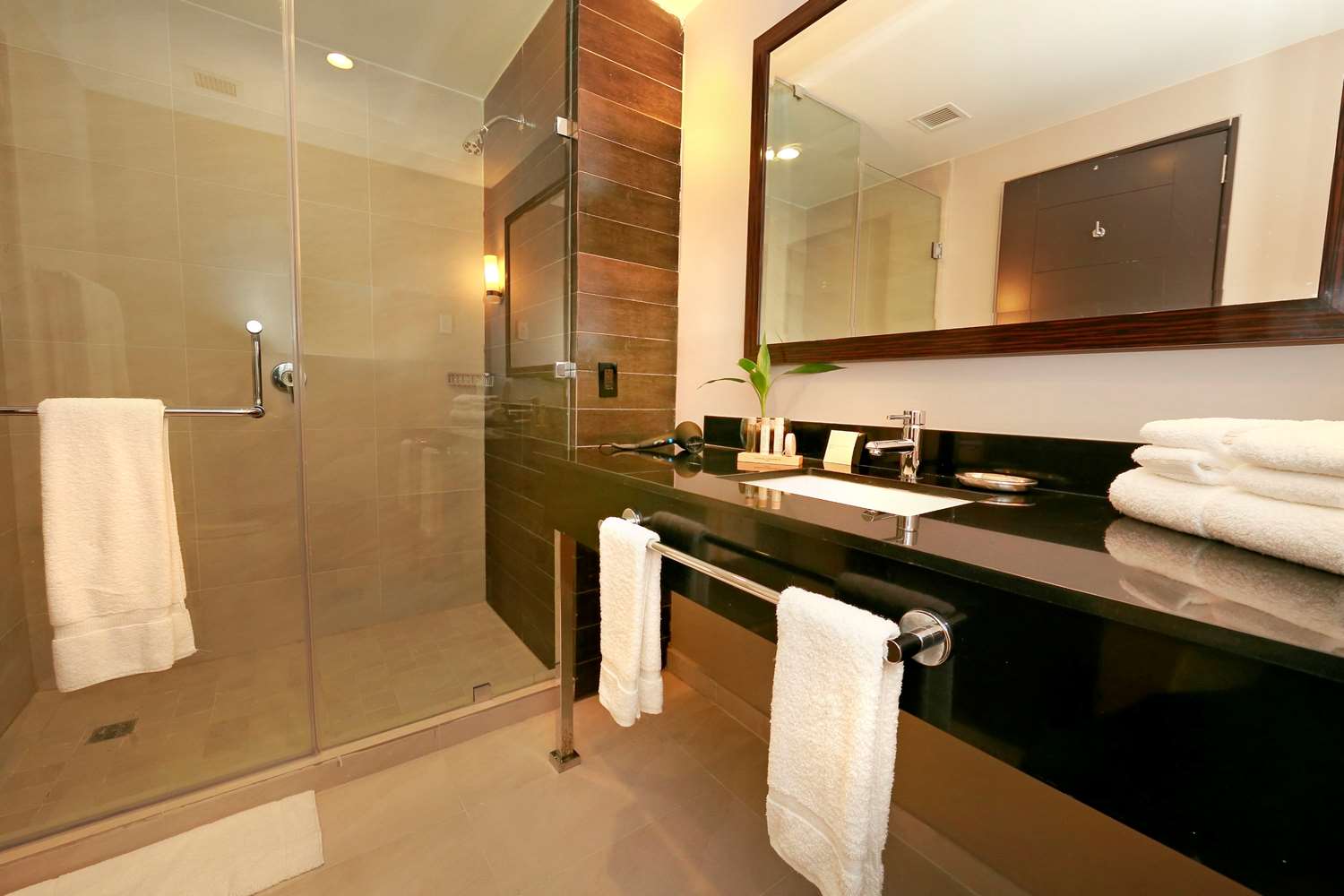 Marriott Panama Hotel 66/68