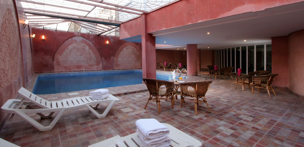Hotel Tghat Fes 34/42