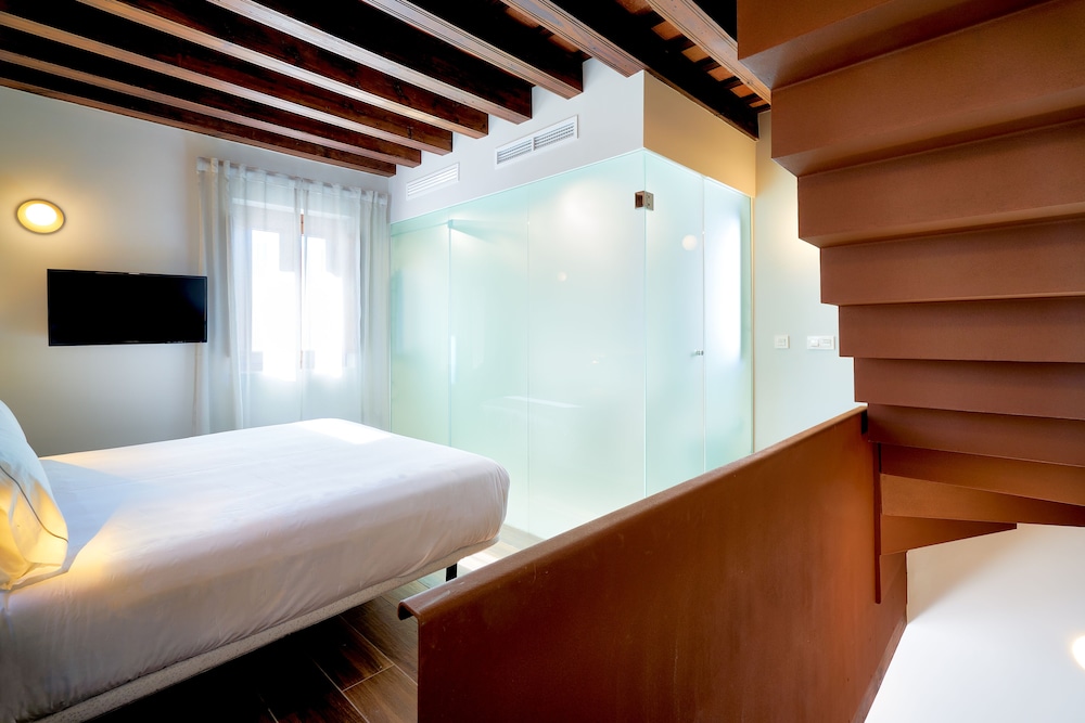Tandem Torres de Cadiz Suites 22/50