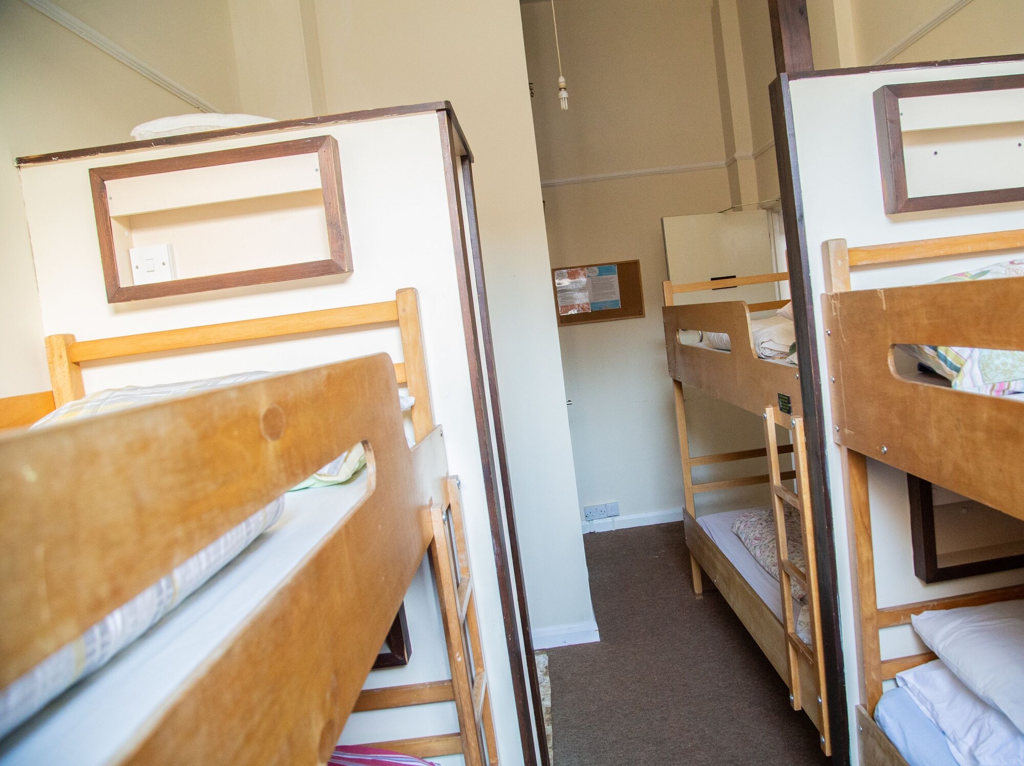 Mixed Dorm, Ladies