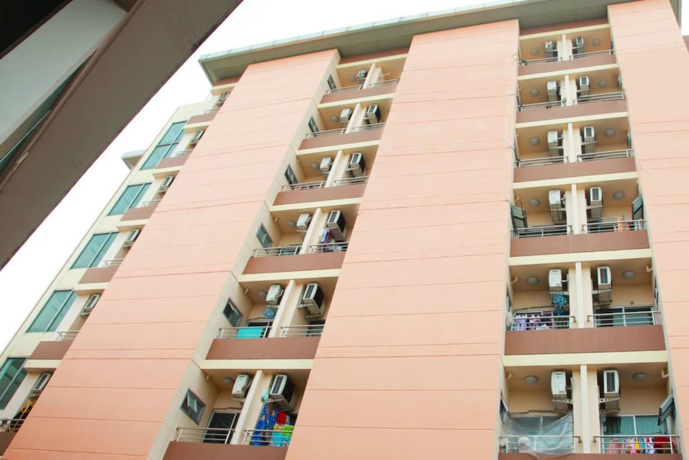 OYO 274 Meesook Residence 1/22