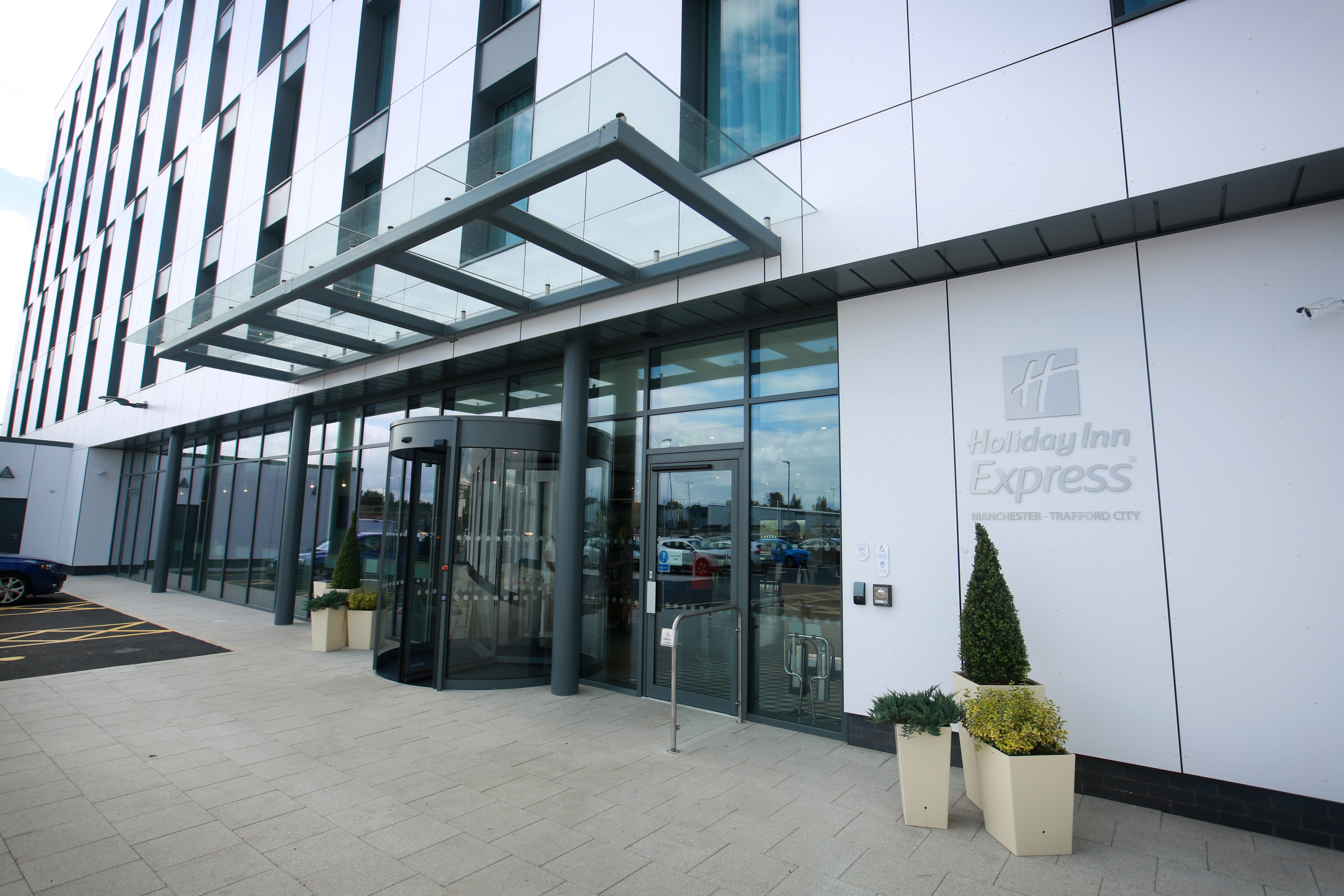 Holiday Inn Express Manchester Traffordcity 77/78