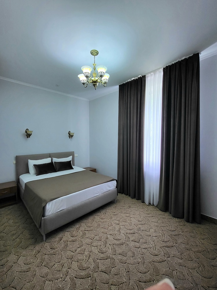 Vila Verde Hotel 6/48