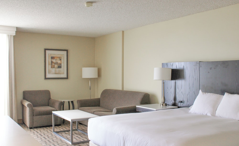 ROOM, KING BED, SOFA, HIGH FLOOR