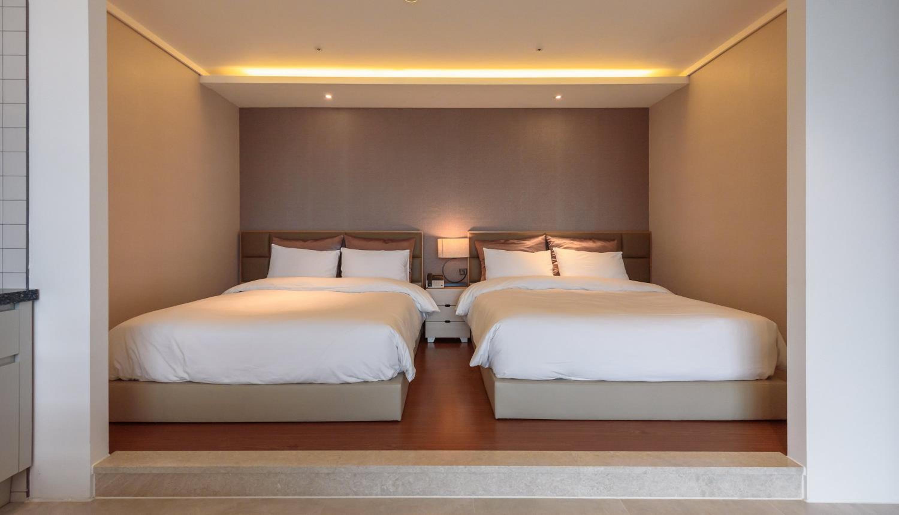 Friends and Twin Beds