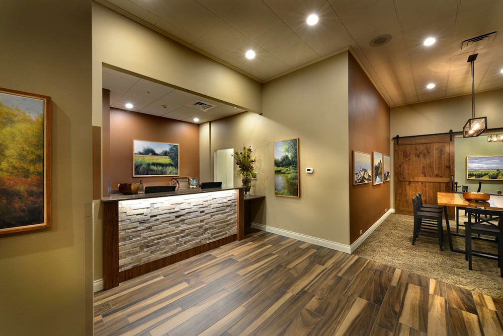 Hotel Maison Yakima Tapestry Collection by Hilton 8/61