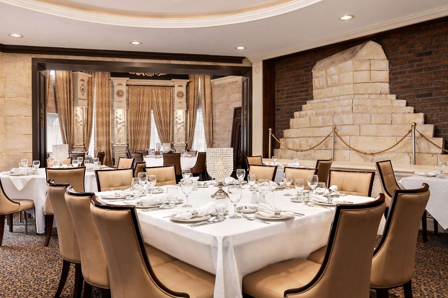 restaurant cafeteria