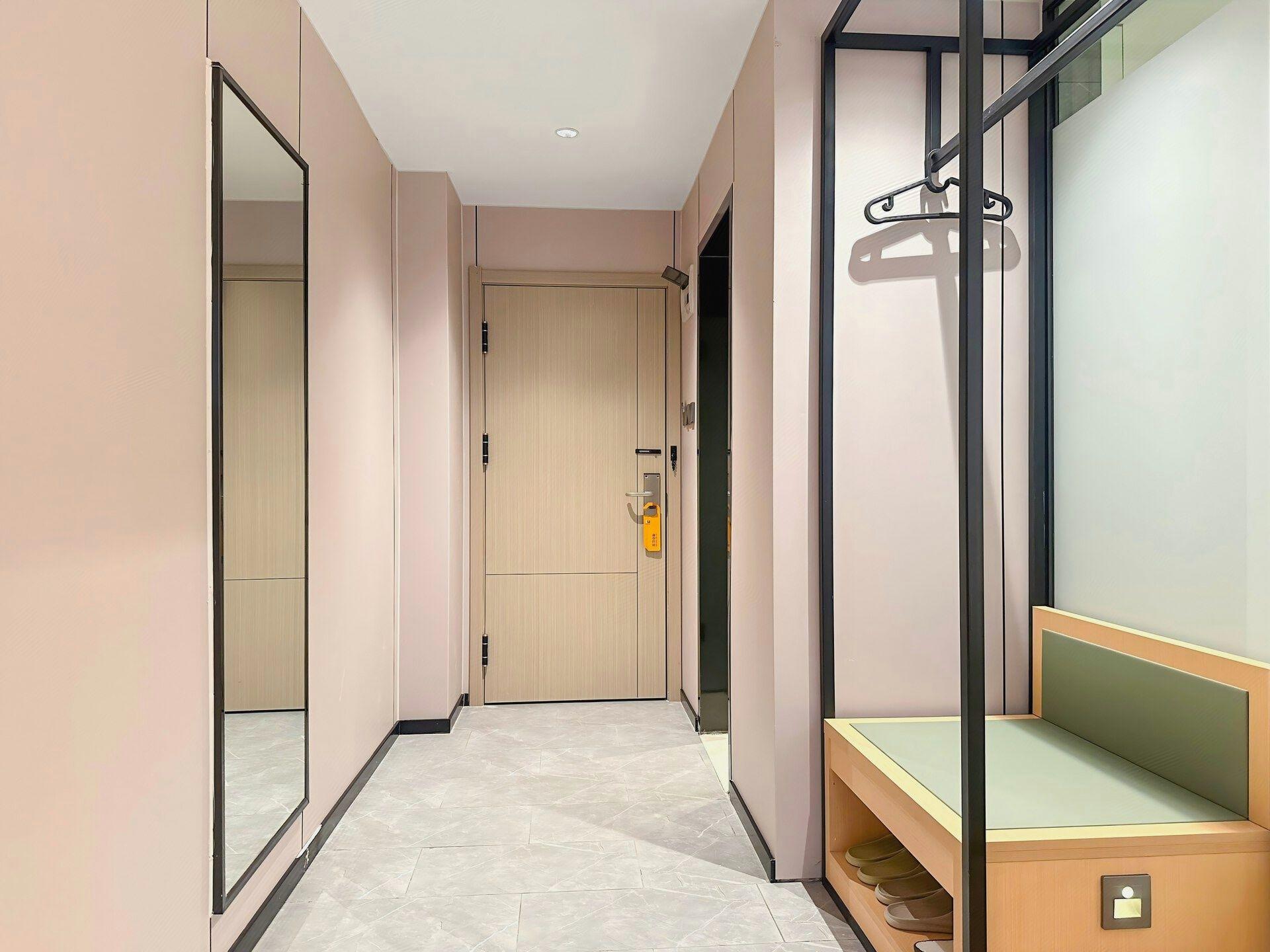 IU Hotel (Chongqing Fengdu Ghost City) 40/40