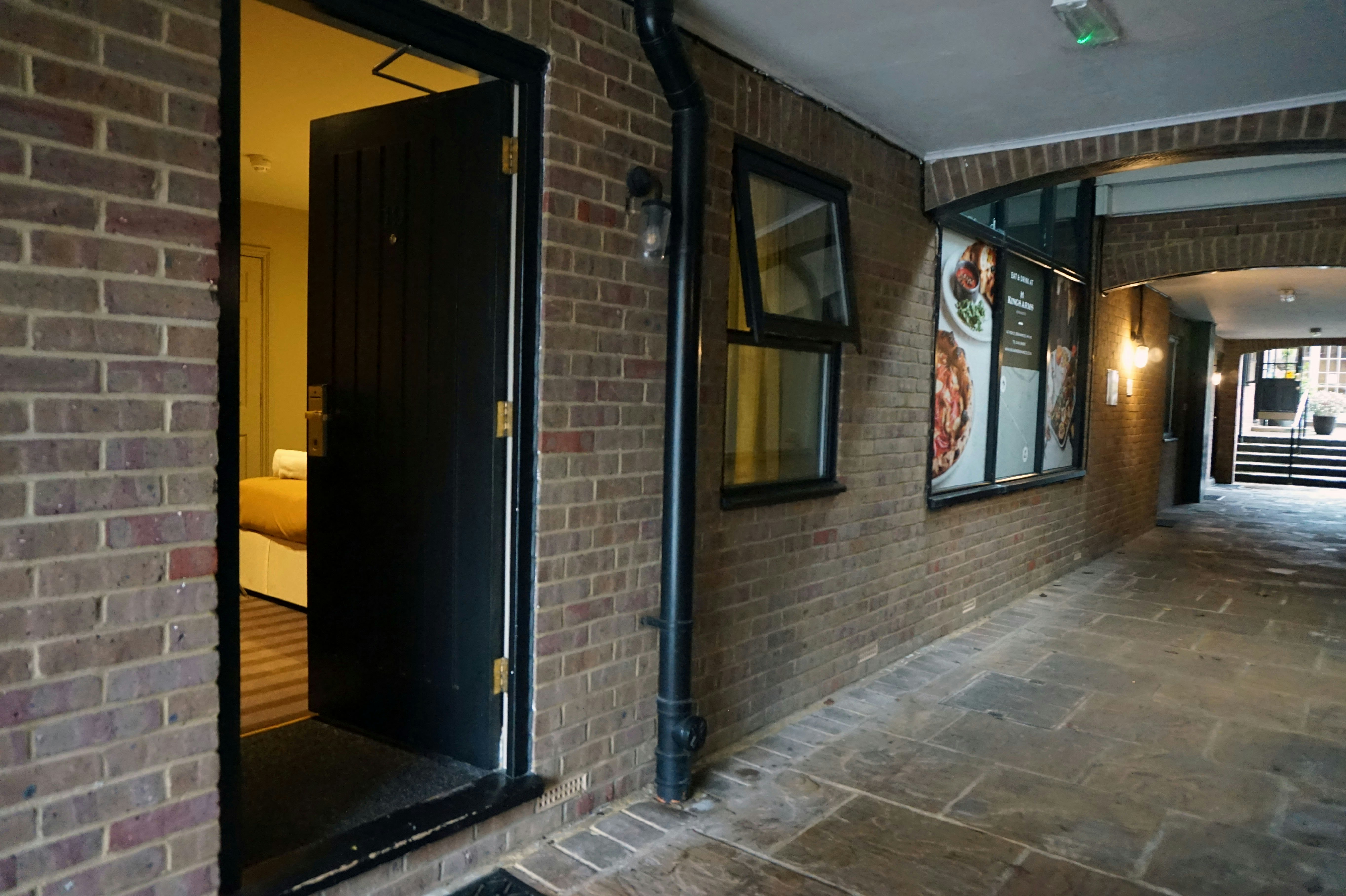 The Pennyfarthing Hotel 9/13