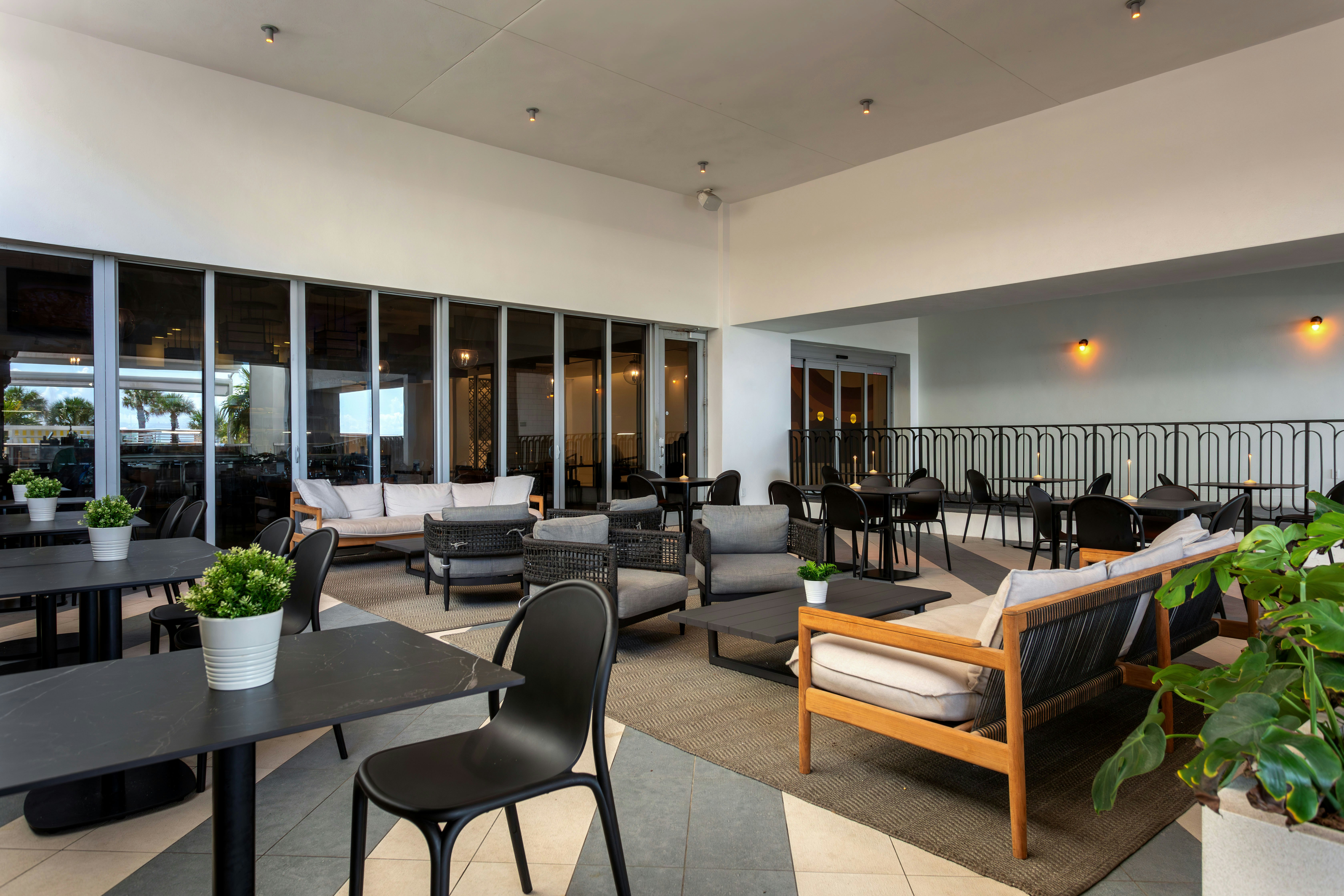 Hilton Cabana Miami Beach Resort 37/82