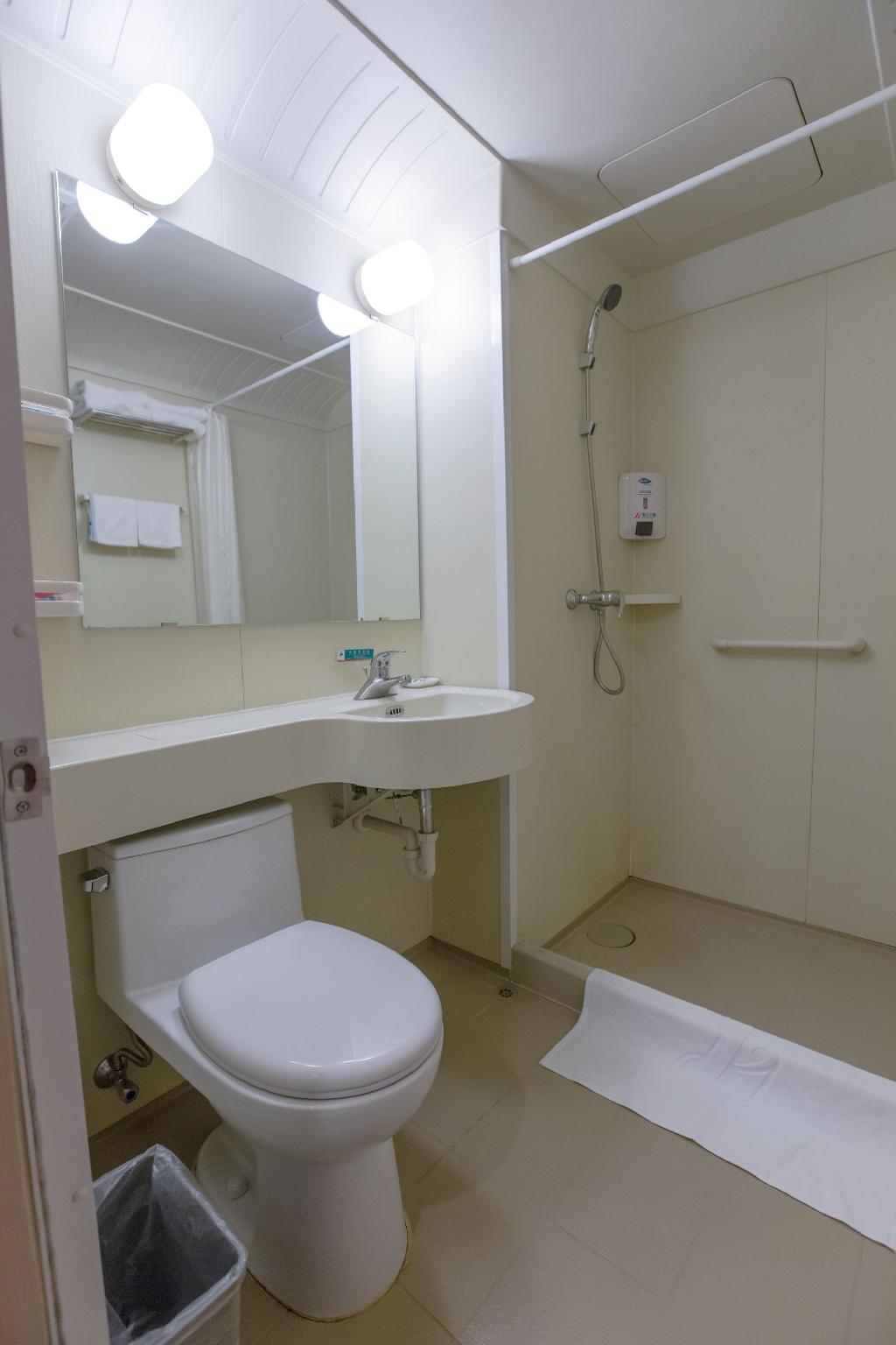 Jinjiang Inn (Shanghai Changzhong Road) 26/26