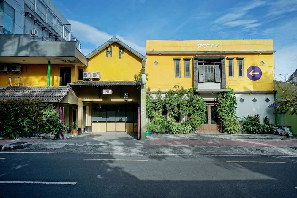 SPOT ON 2857 Hotel Pelangi 1/34