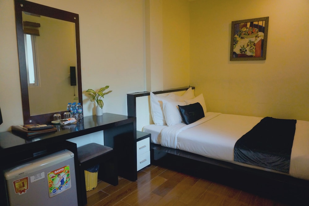 Hanoi Serenity Hotel 2 10/42