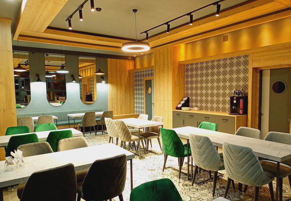 Dinamik Otel 17/23