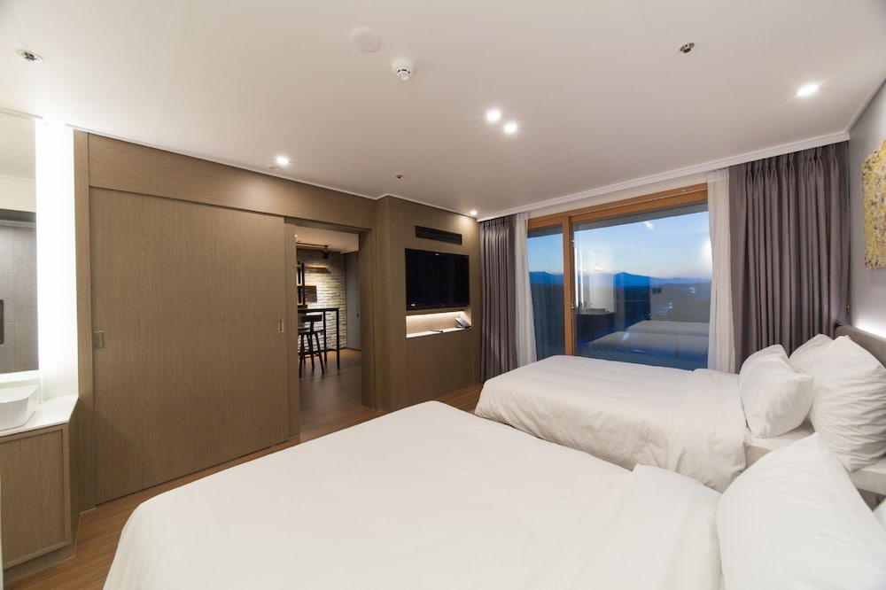 Dignity Hotel 19/70