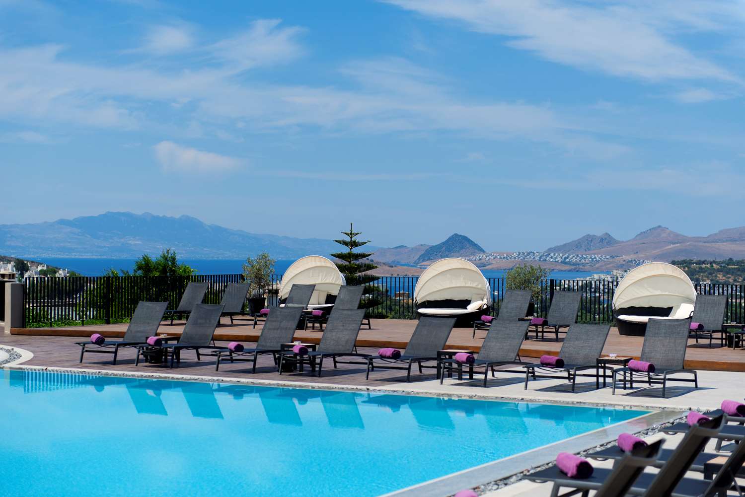 Ramada Resort by Wyndham Bodrum 33/45