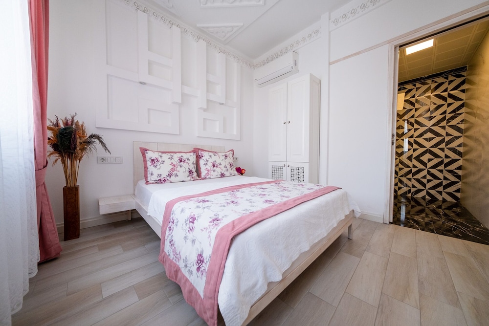 Aksoy Butik Otel 10/50