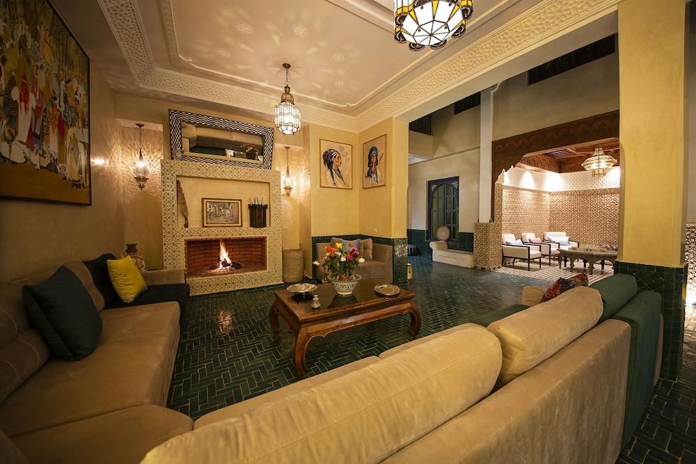 Riad Atrium 42/60