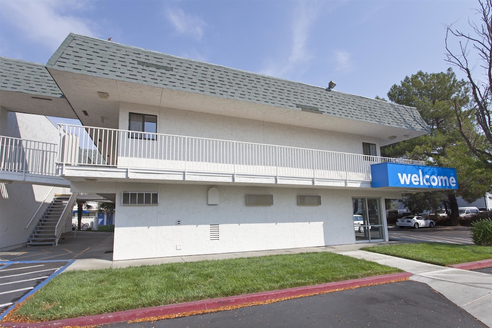 Motel 6 Davis - Sacramento Area 12/58