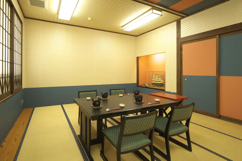 Mashikokan Satoyama Resort Hotel 58/70