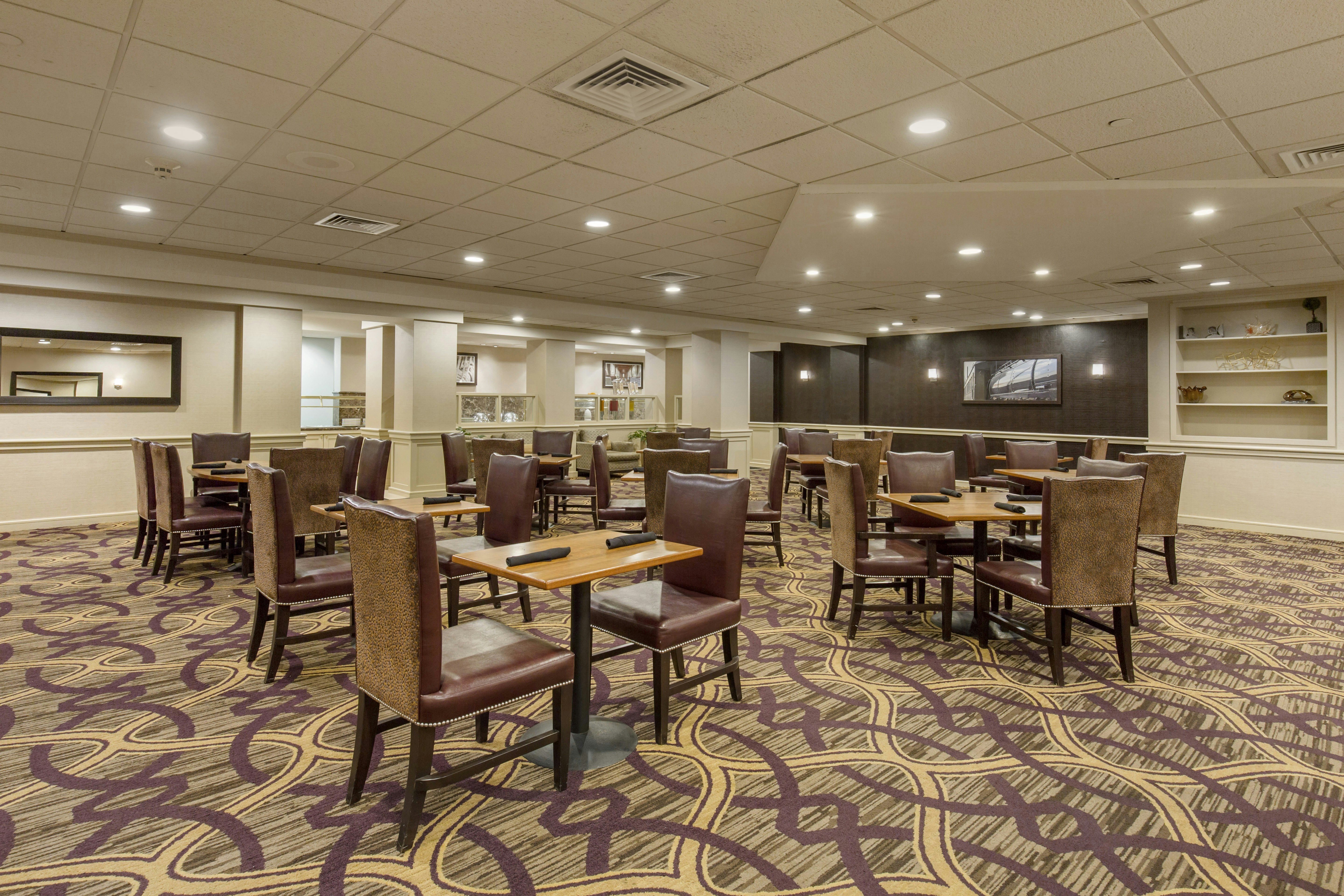 Doubletree Hotel Downtown Wilmington Legal 37/60